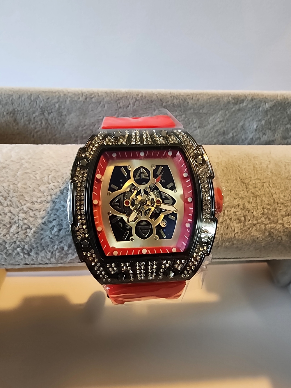 Crystal-Embellished Skeleton Dial Watch RED BLACK
